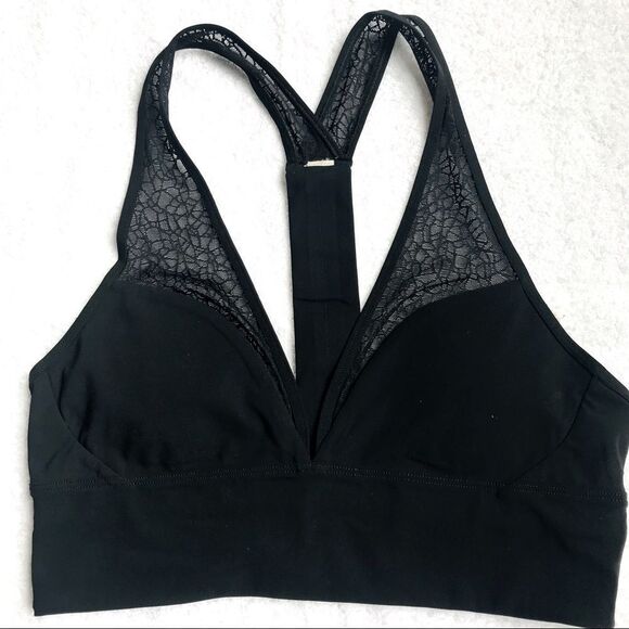 Lululemon sports bra black size 6. 0008